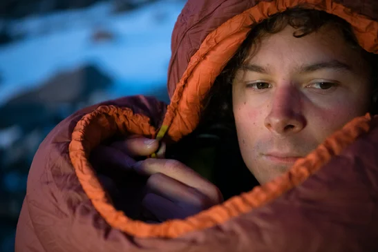 chilemontana-SleepingBag AstroPro800 SideShot 3 Stefan Schlumpf